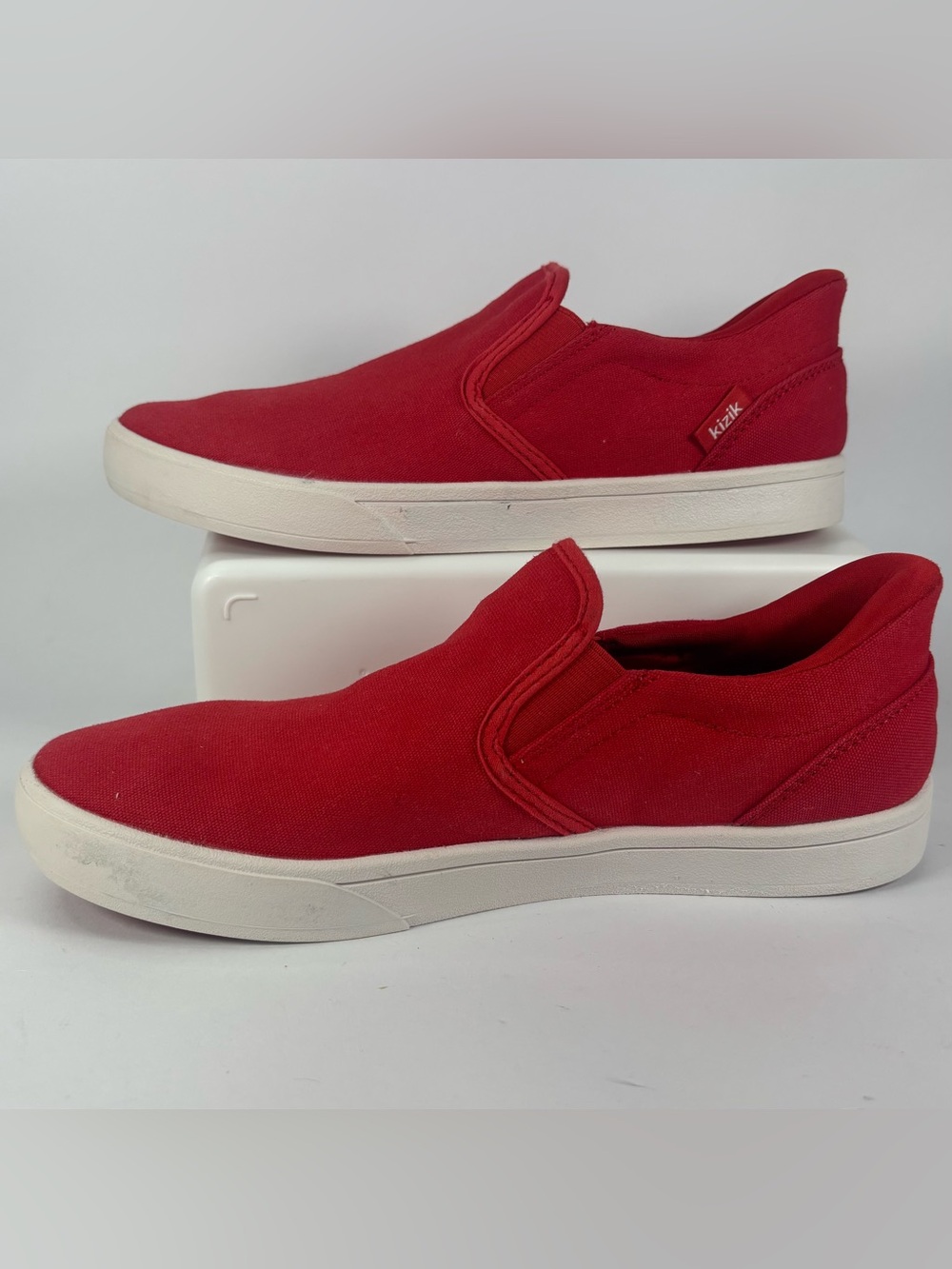 Kizik Men's Slip-On Loafers in Red